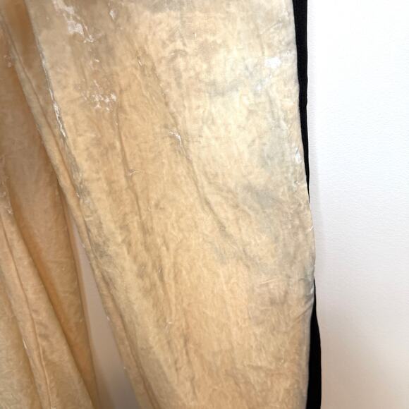 Free People We Are HAH Jump On It Velvet Jumpsuit In Almond Milk Size Small New - Picture 9 of 16